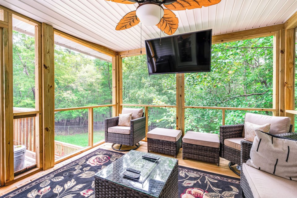 House Exterior | Screened Deck | Smart TV