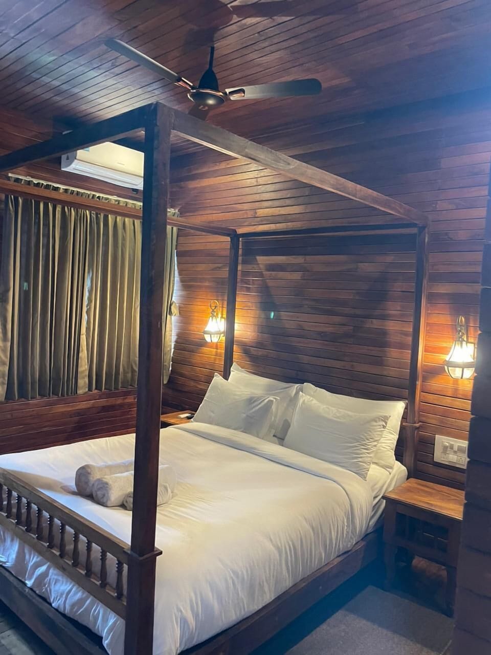 Standard Double Room, Mountain View | Free WiFi