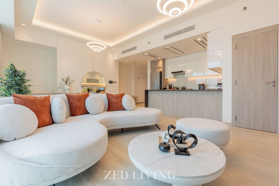 Family Apartment, 1 Bedroom | Living area | 55-inch TV with satellite channels