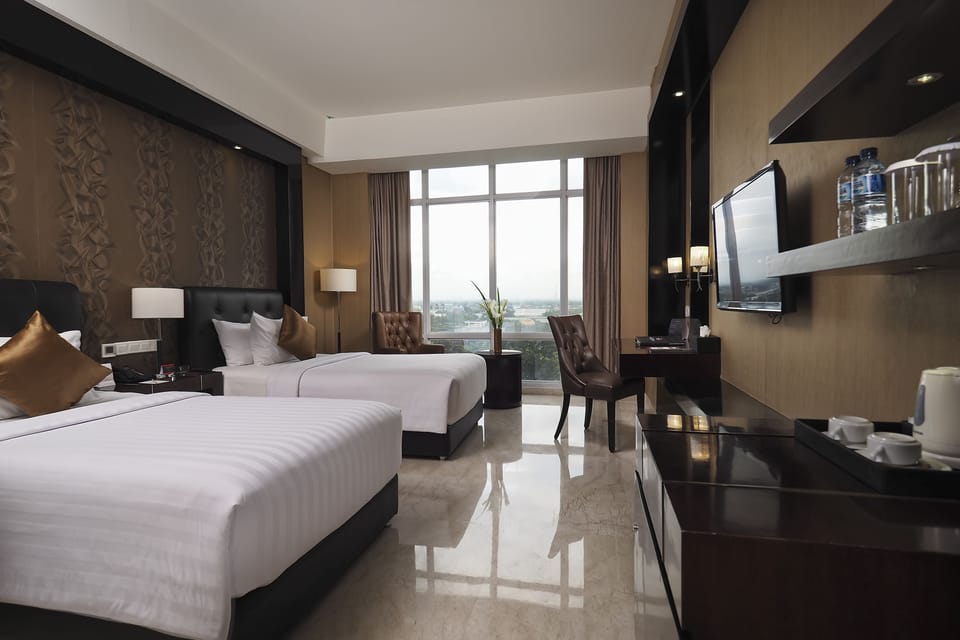 In-room safe, blackout drapes, rollaway beds (surcharge), WiFi (free)