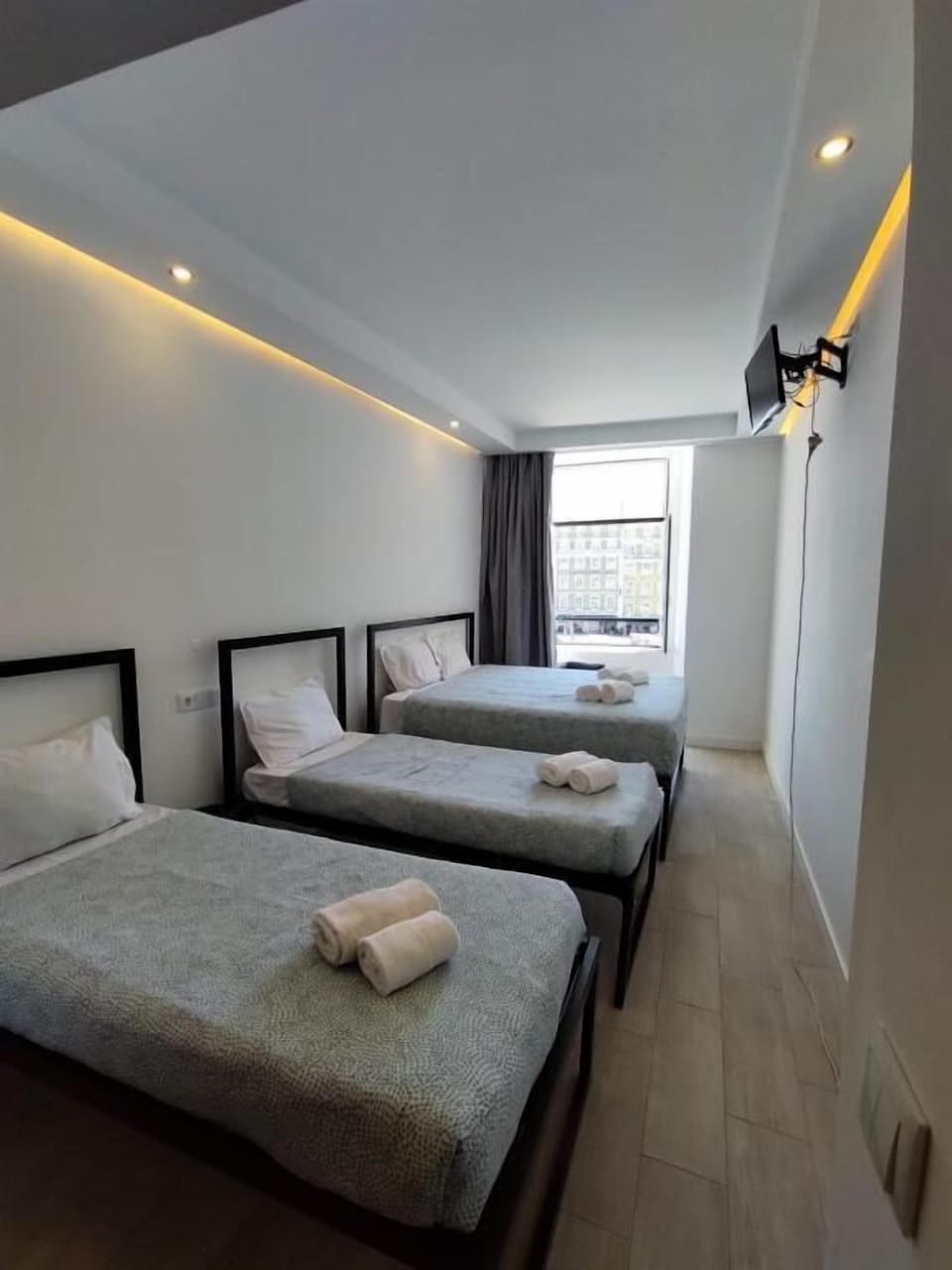 Family Quadruple Room | Individually decorated, free WiFi, bed sheets, wheelchair access