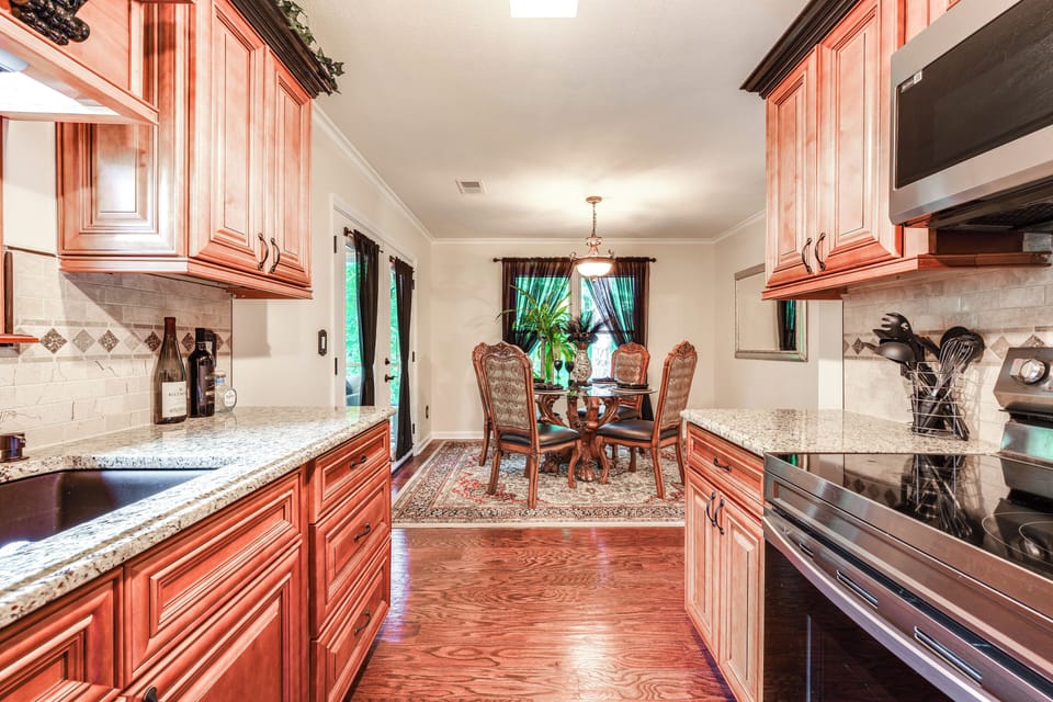 House (3 Bedrooms) | Interior
