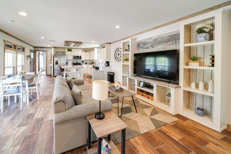 House (3 Bedrooms) | Front of property