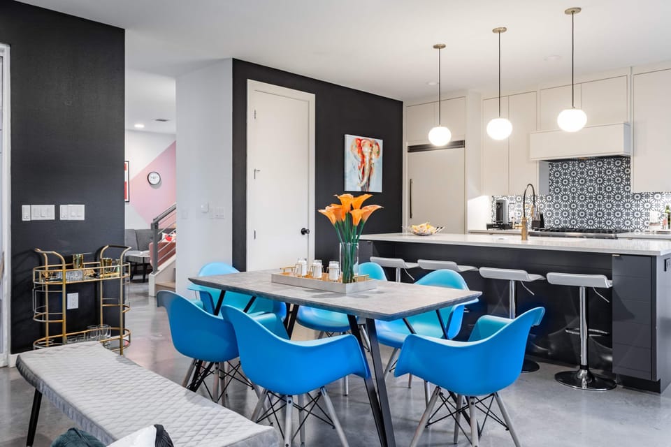 4 bedrooms, high-speed internet