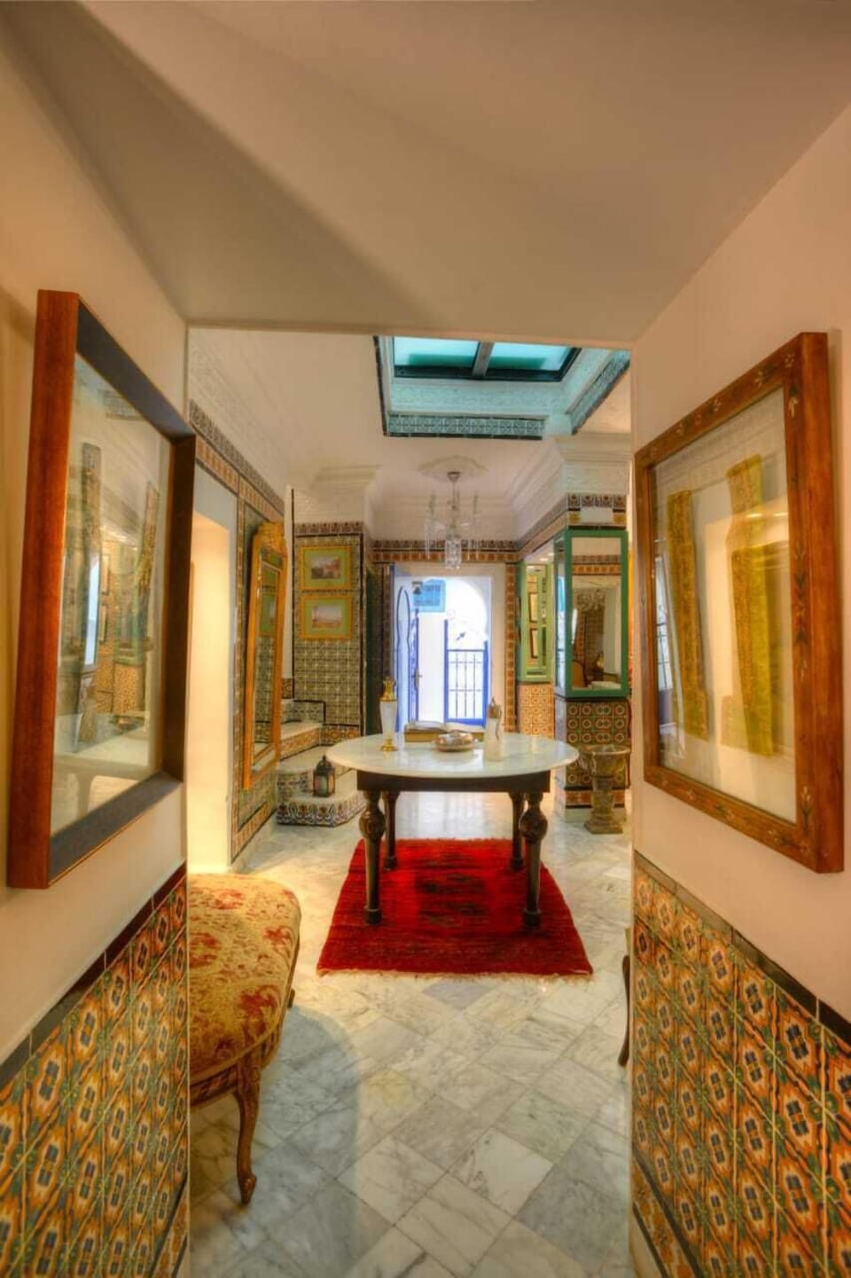 Deluxe House | Executive lounge