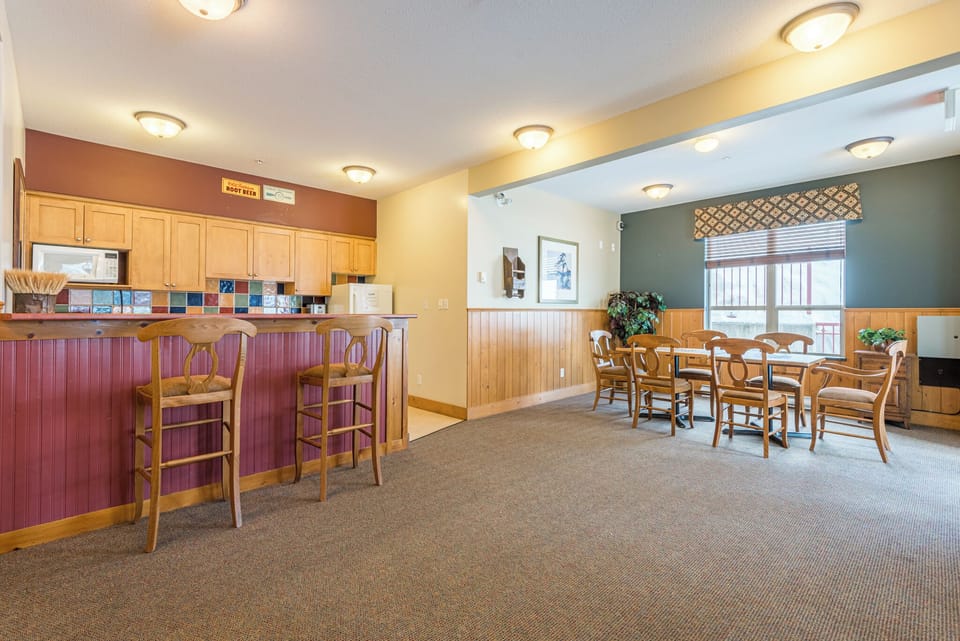Wildwood Common Room Kitchen 