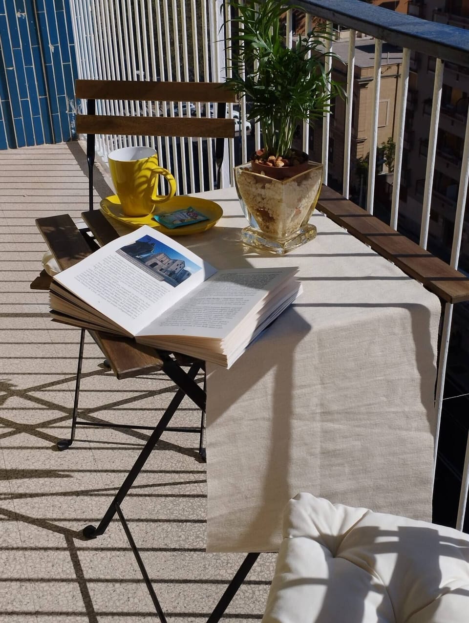 Deluxe Apartment, Balcony, City View | Terrace/patio
