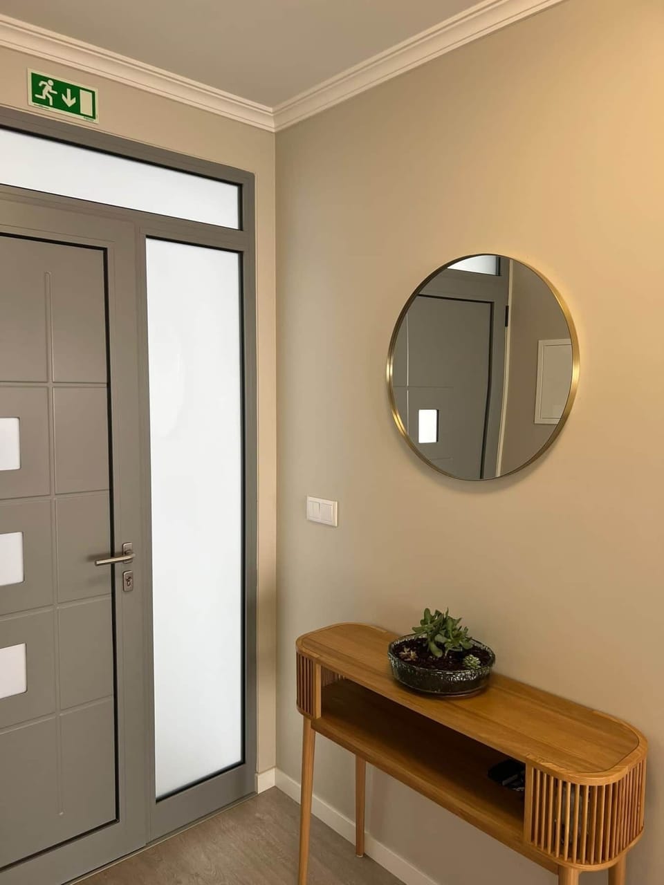 Entrance area (2)