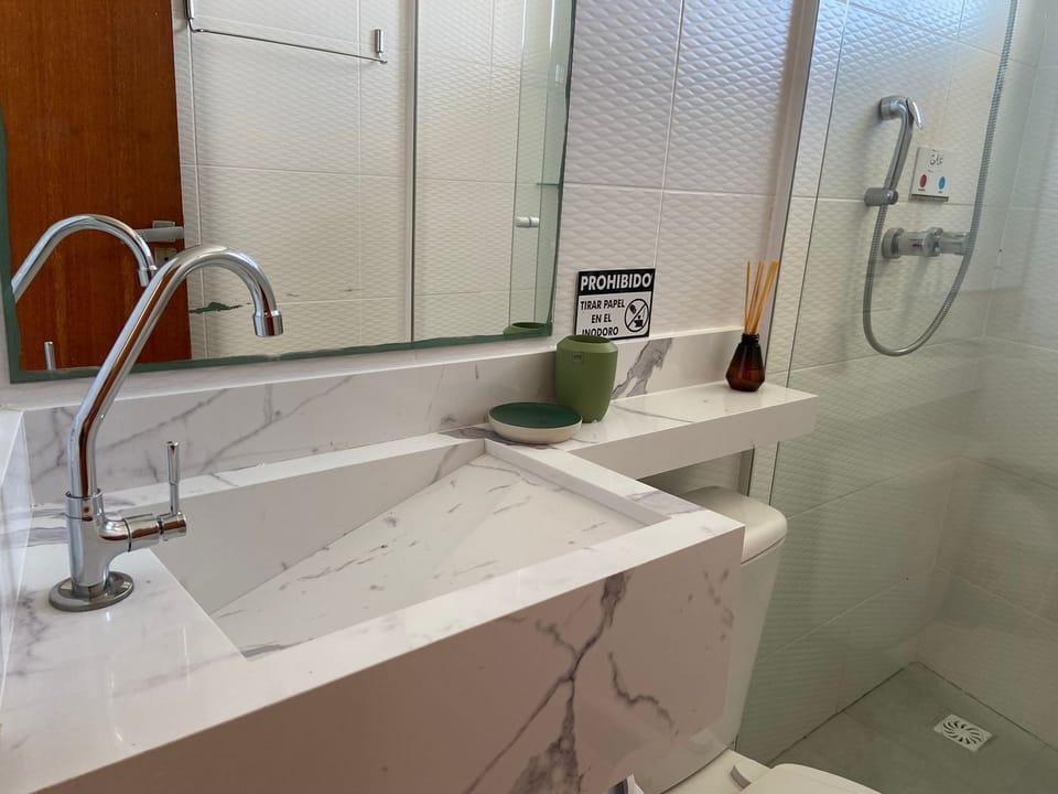 Apartment | Bathroom | Shower