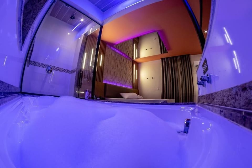 Superior Suite | 1 bedroom, soundproofing, free WiFi