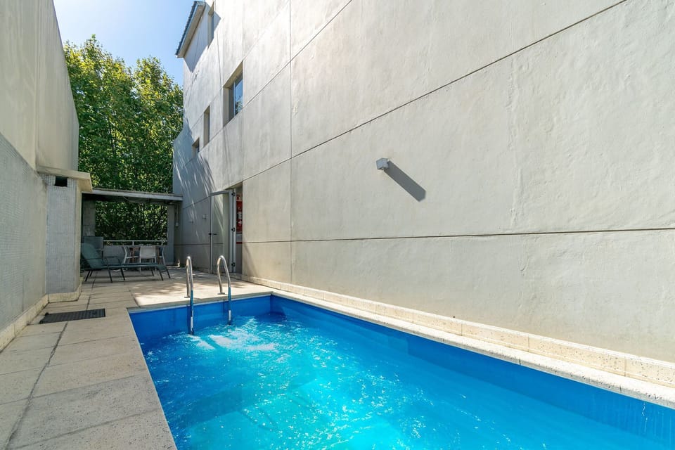 Balcony / Terrace,Pool view