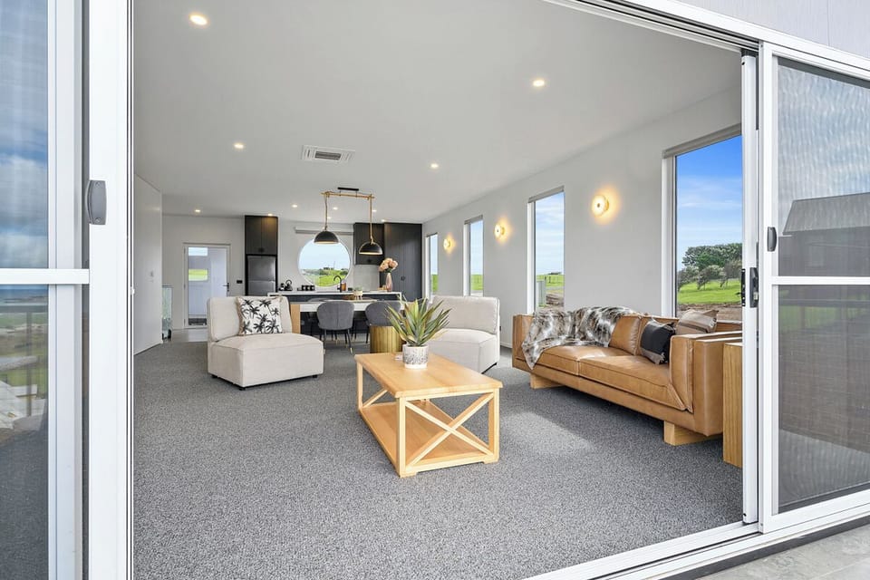 Luxury Villa, Sea View | 2 bedrooms, free WiFi