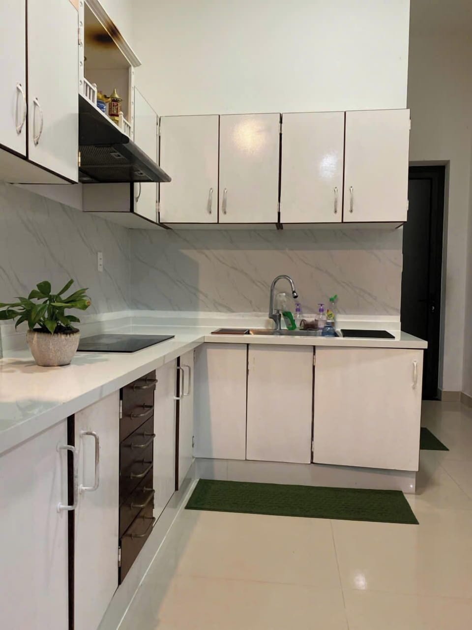 Villa, Balcony, Lake View | Private kitchen | Fridge, electric kettle, rice cooker, griddle