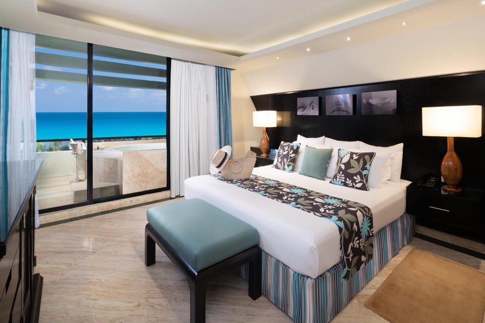 Sian Kaan Master Suite | Free minibar, in-room safe, blackout drapes, iron/ironing board