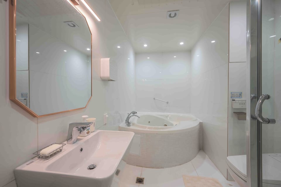 Villa, Ocean View, Beachside | Bathroom | Separate tub and shower, free toiletries, hair dryer, slippers