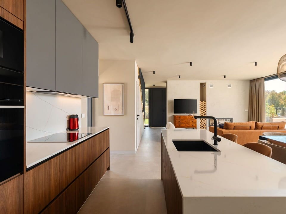 Cabinetry, Wood, Kitchen, Countertop, Building, Floor, Living Room, Flooring, Houseplant, Window