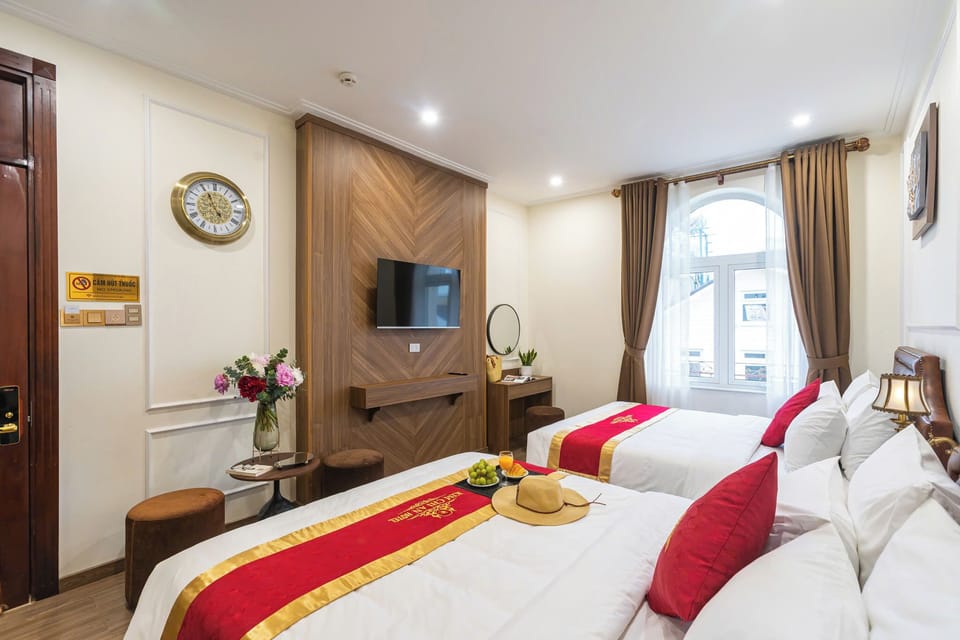Family Double Room, City View | In-room safe, iron/ironing board (on request), WiFi (free)