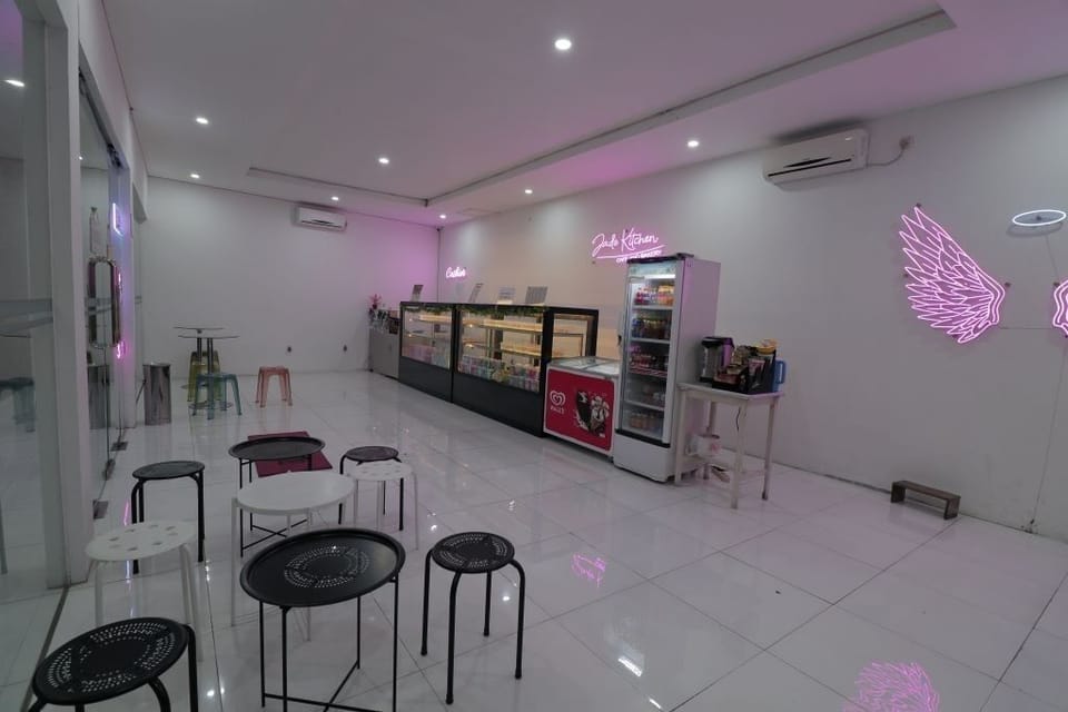 Snack bar