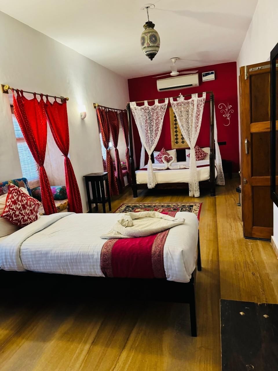 Deluxe Double or Twin Room | Desk, free WiFi