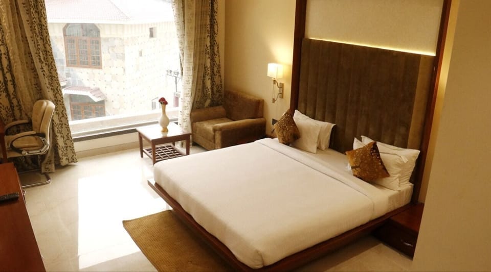 Executive Room | Free WiFi