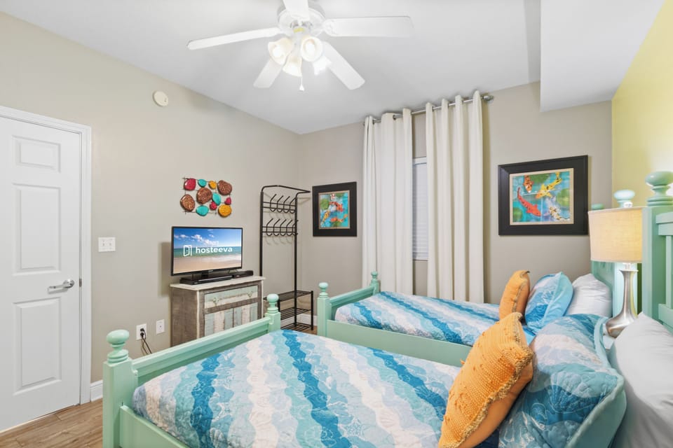 Signature Condo, 3 Bedrooms, Non Smoking, Beach View | 3 bedrooms, iron/ironing board, WiFi (free), individually decorated
