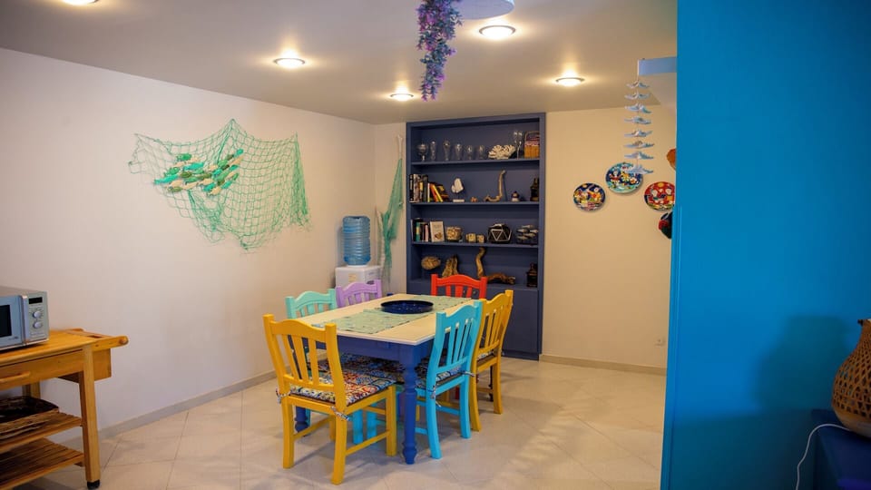 Basic Apartment, Sea View | Living area