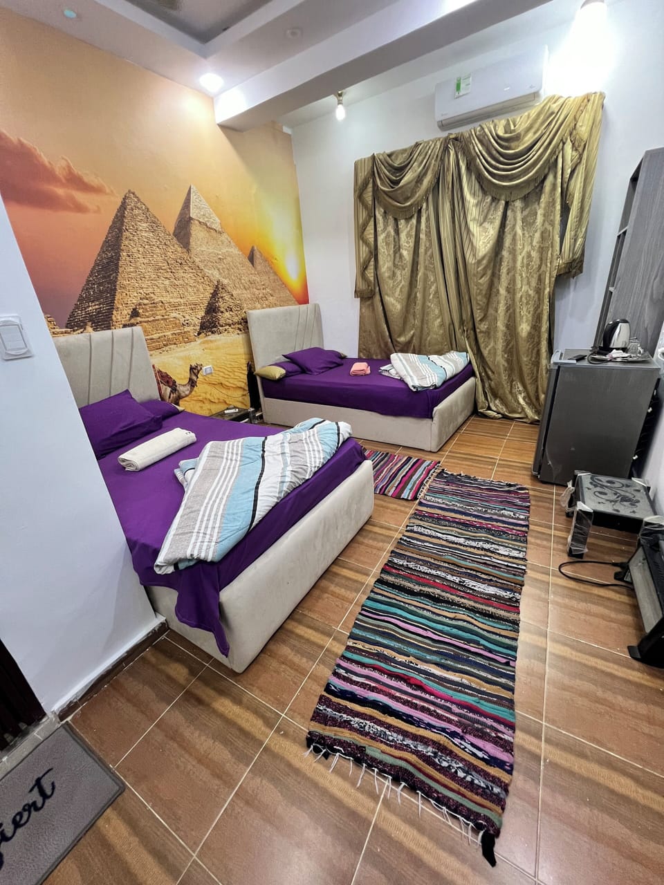 Basic Twin Room | Premium bedding, in-room safe, desk, laptop workspace