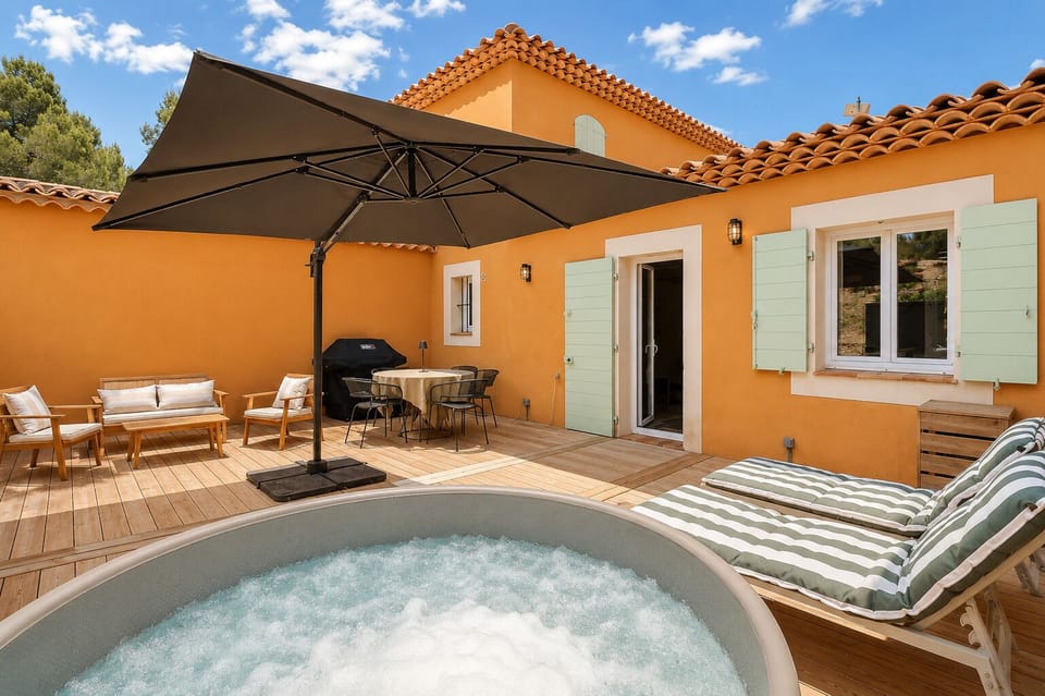 Design Loft, Garden View | Hot springs