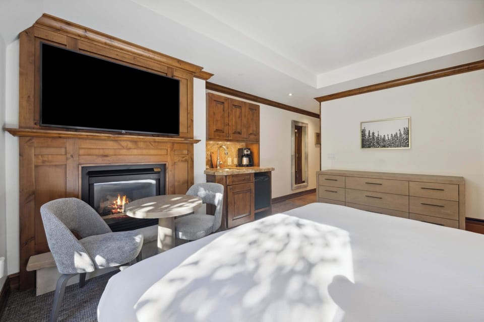 AspenMtnResidences-32A3-4183