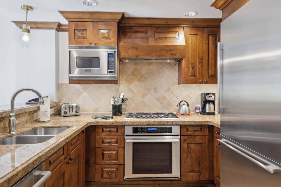 AspenMtnResidences-32B3-4108