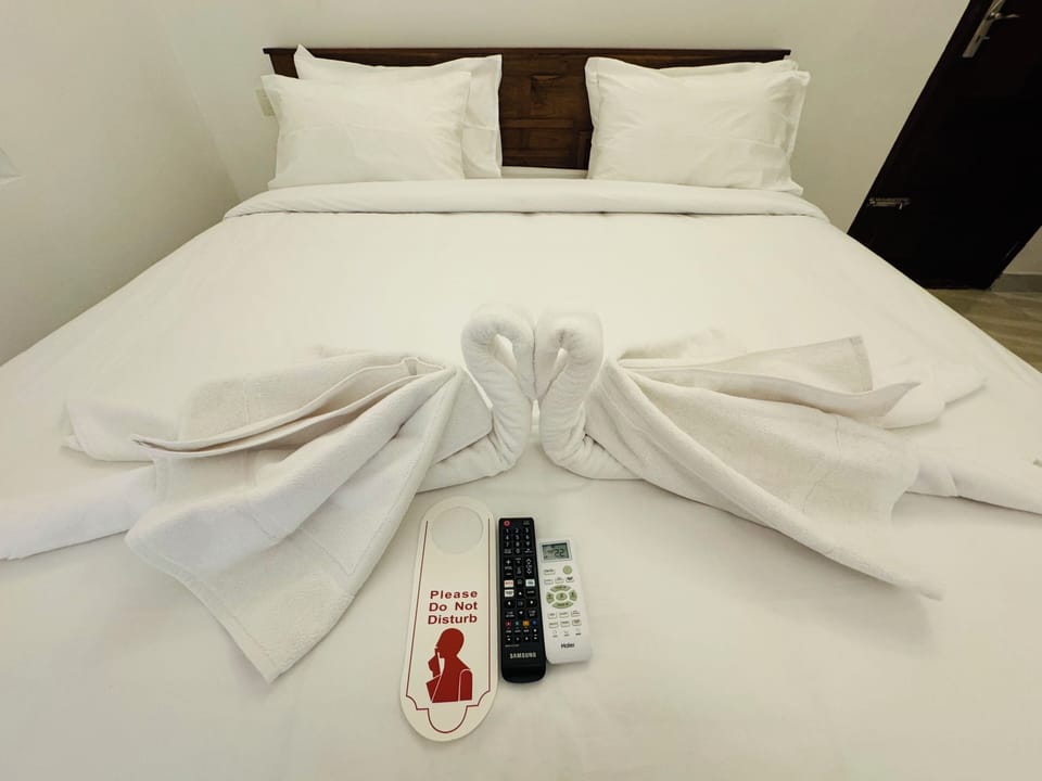 Standard Double Room, Garden View | Soundproofing, free WiFi