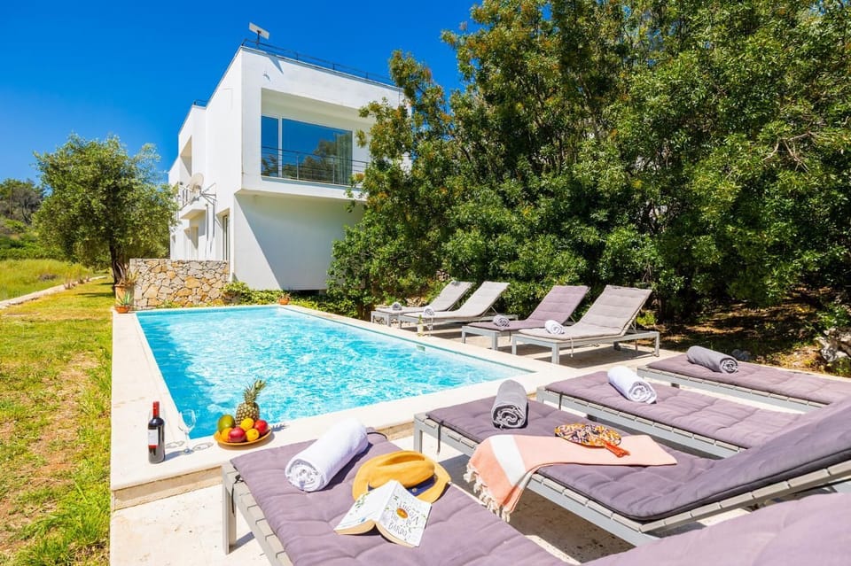 Beautiful villa with private pool and terrace