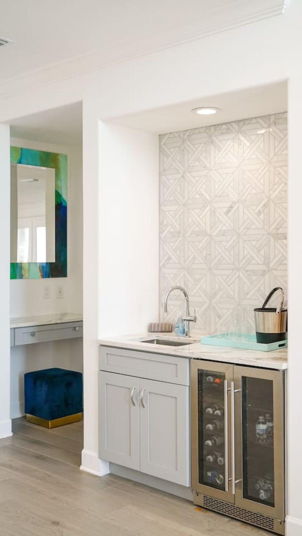 Wine Lover’s Haven: Store Your Favorite Vintages, Chilled to Perfection in Our Dedicated Wine Fridge