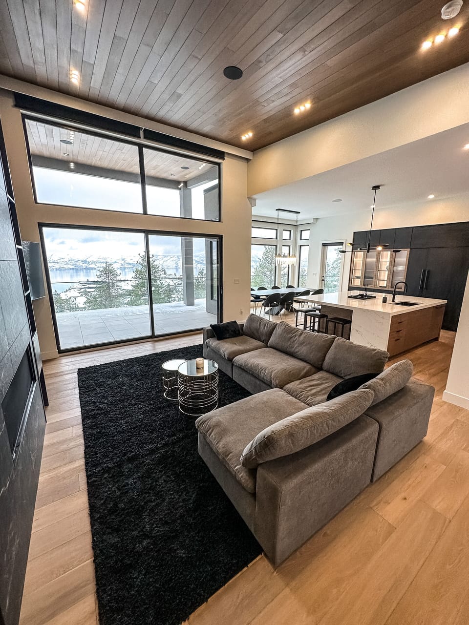 Upper Living Room with Fireplace and TV