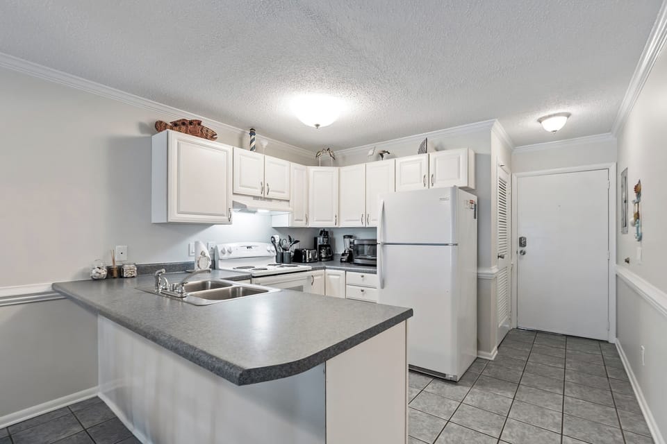A fully stocked kitchen makes meal preparation a breeze.