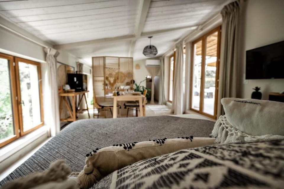 Panoramic Room | Premium bedding, free minibar items, in-room safe, soundproofing