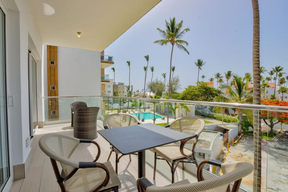 Navio B302 · New 1 Bedroom with Beach access (968)