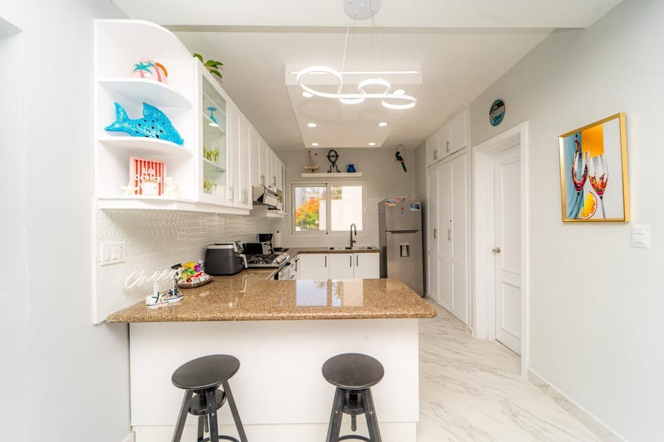 Oceana  Mare Luxe Condo (Renovated)  3BDR - L-201 (2454)