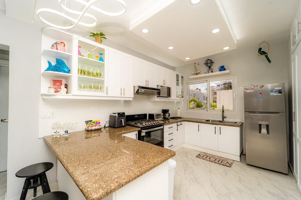 Oceana  Mare Luxe Condo (Renovated)  3BDR - L-201 (2467)