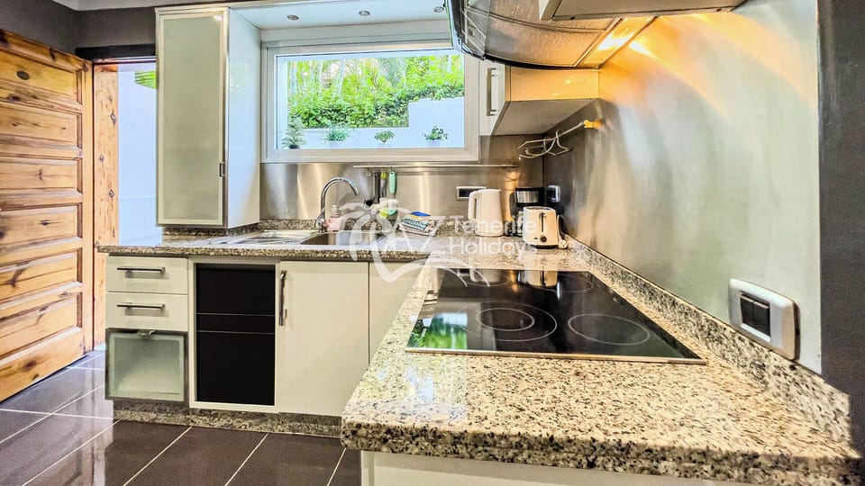 Casa santerife kitchen 32