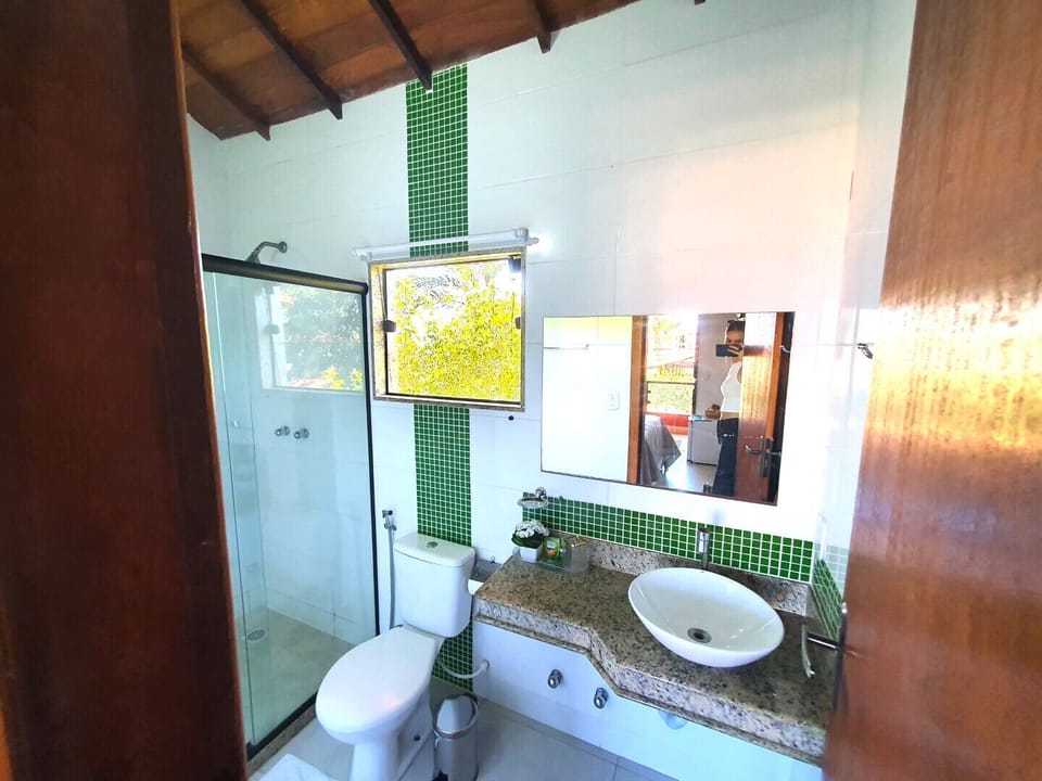 Standard Double Room | Bathroom | Towels, soap, shampoo, toilet paper