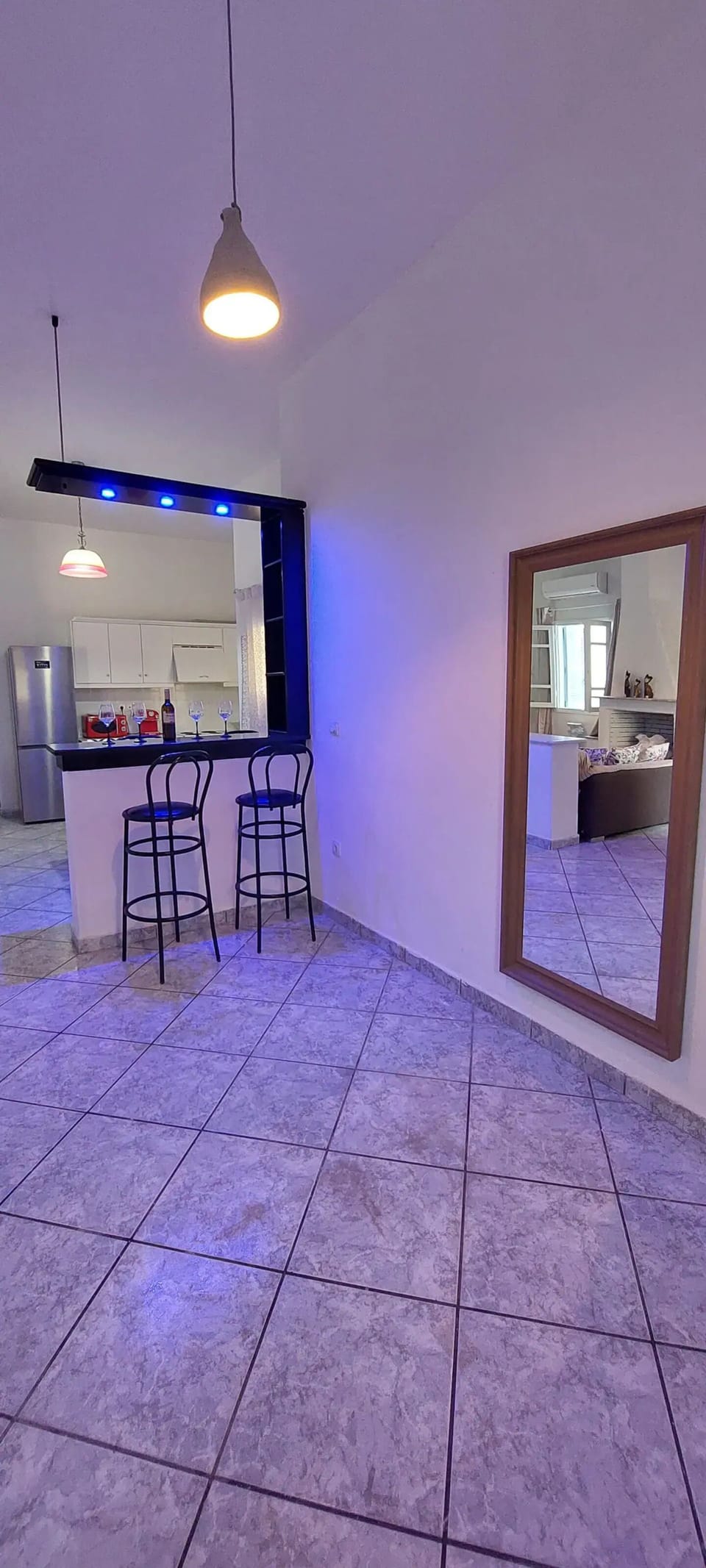 bar