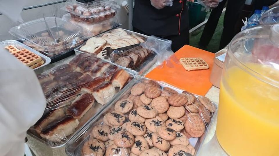 Breakfast buffet
