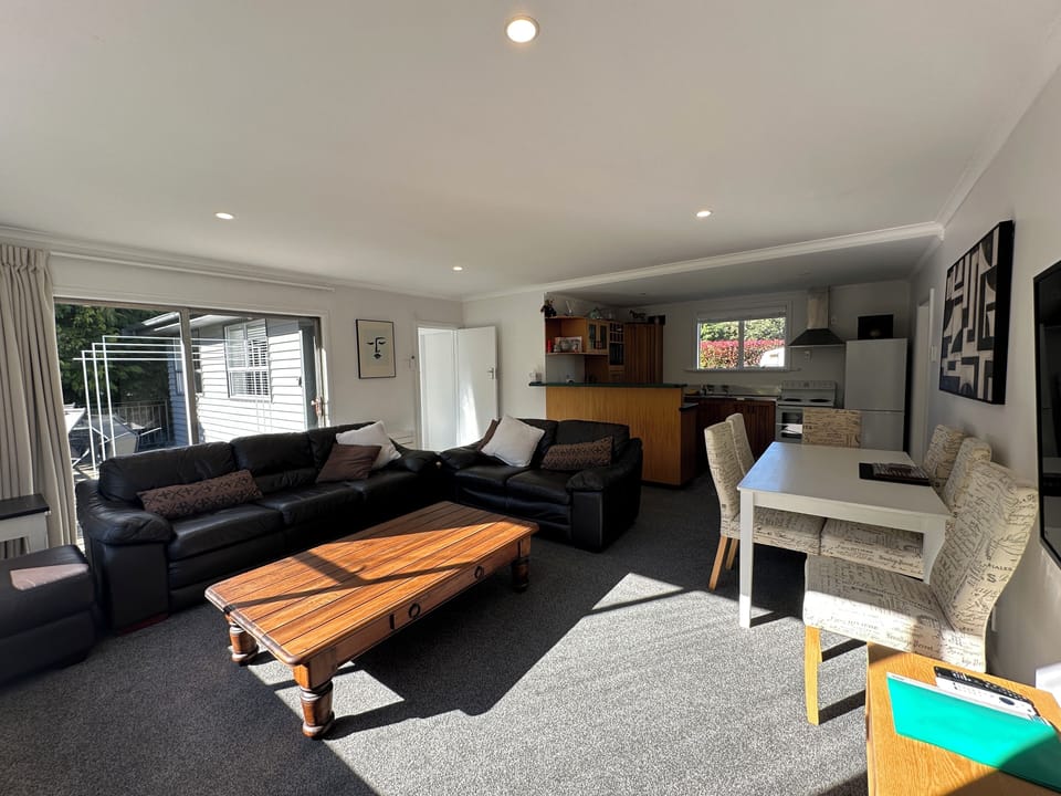 Living / Dining