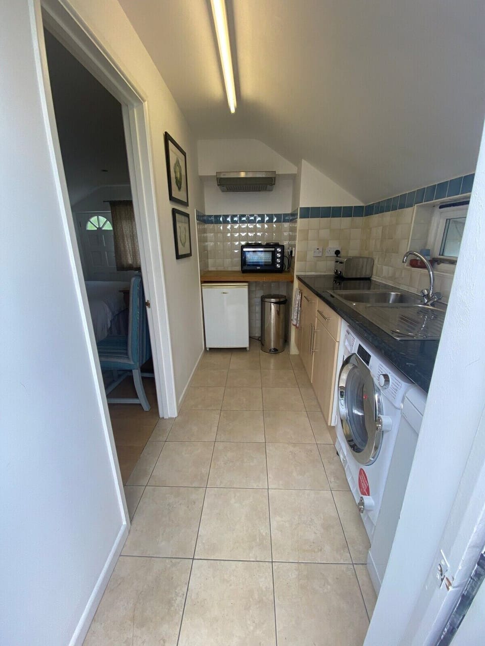 With counter top oven and Hob