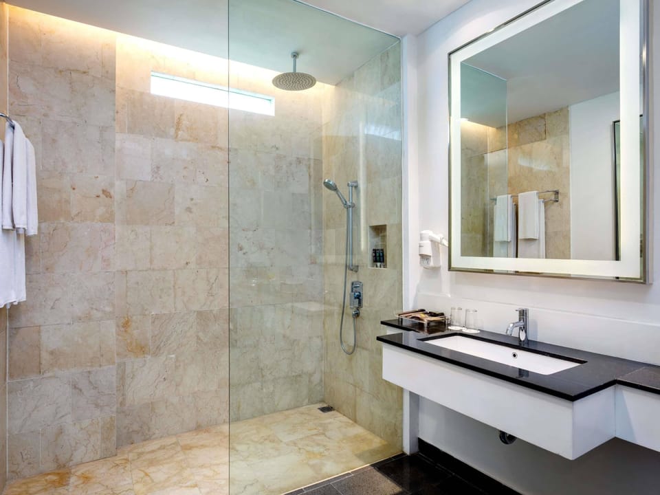 Minibar, in-room safe, desk, blackout drapes