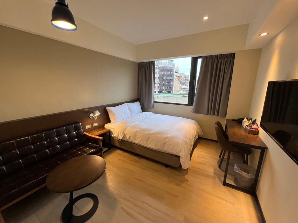 Deluxe Double Room | Free minibar, free WiFi, bed sheets