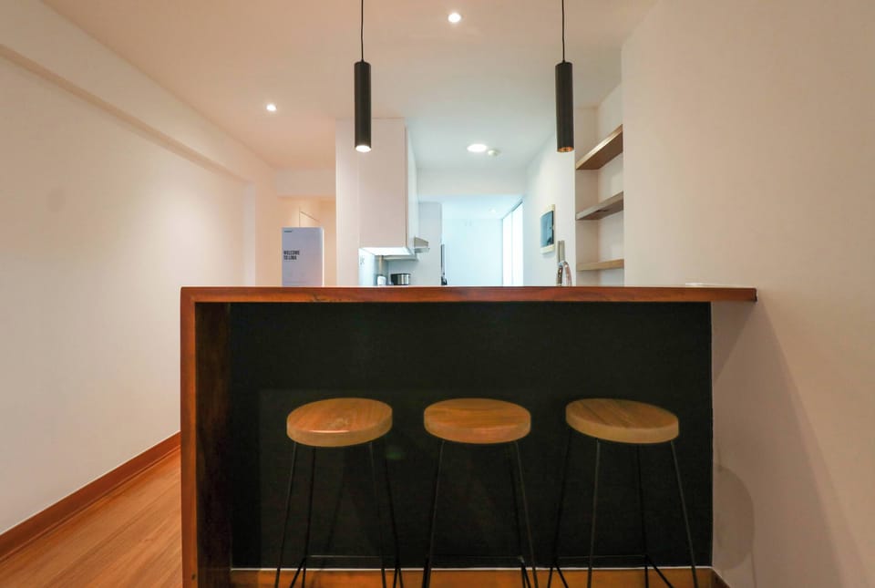 Amazing kitchen bar