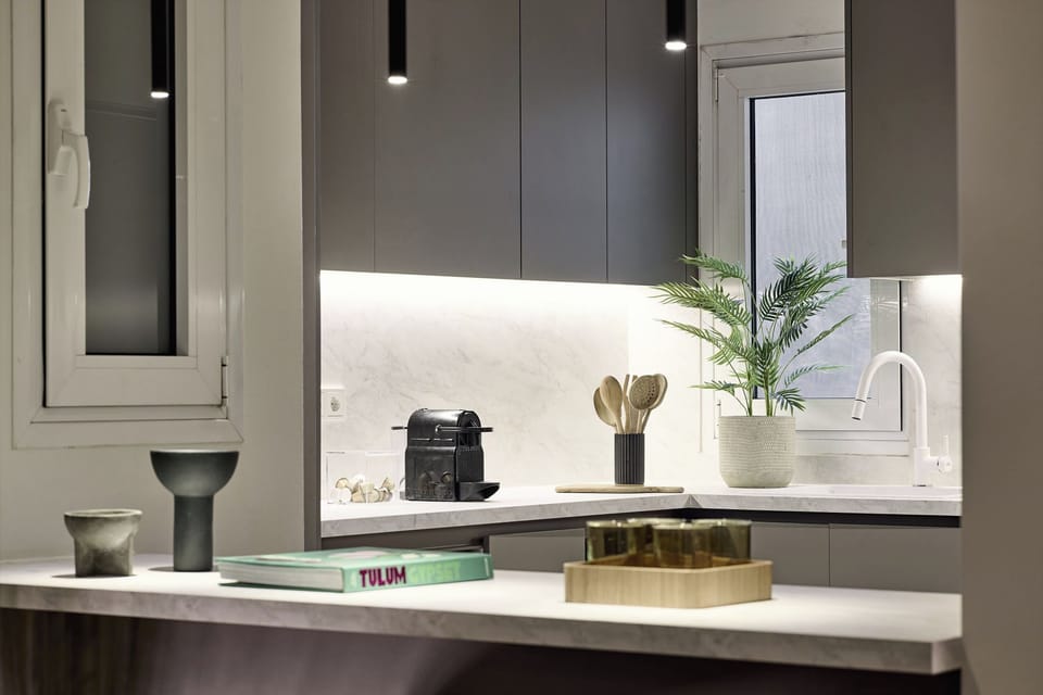 Deluxe Apartment, Balcony | Private kitchen | Espresso maker, coffee/tea maker, electric kettle, toaster