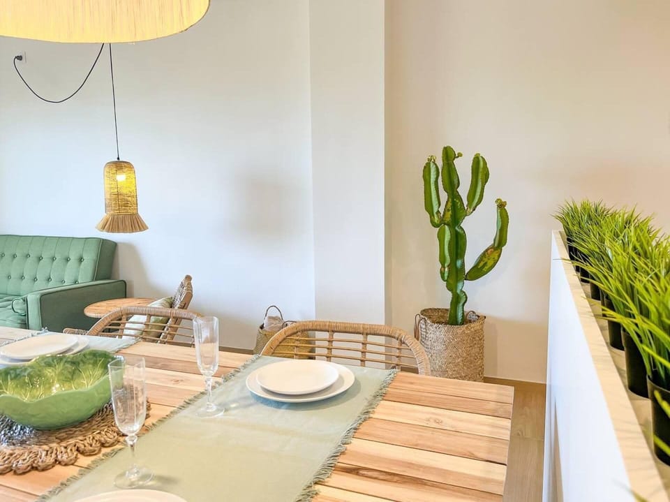 Apartment | Dining